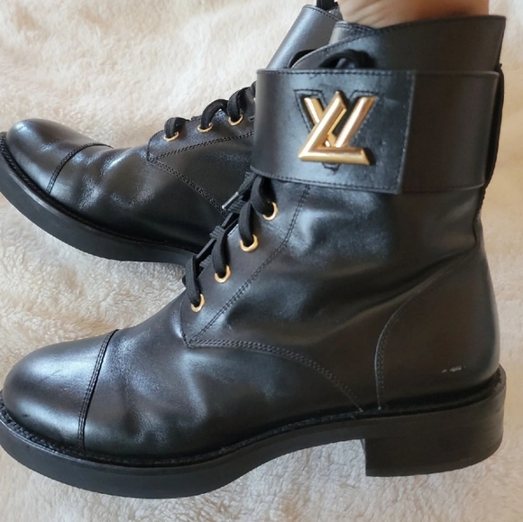 Louis Vuitton Wonderland Boots - Picture 2 of 9